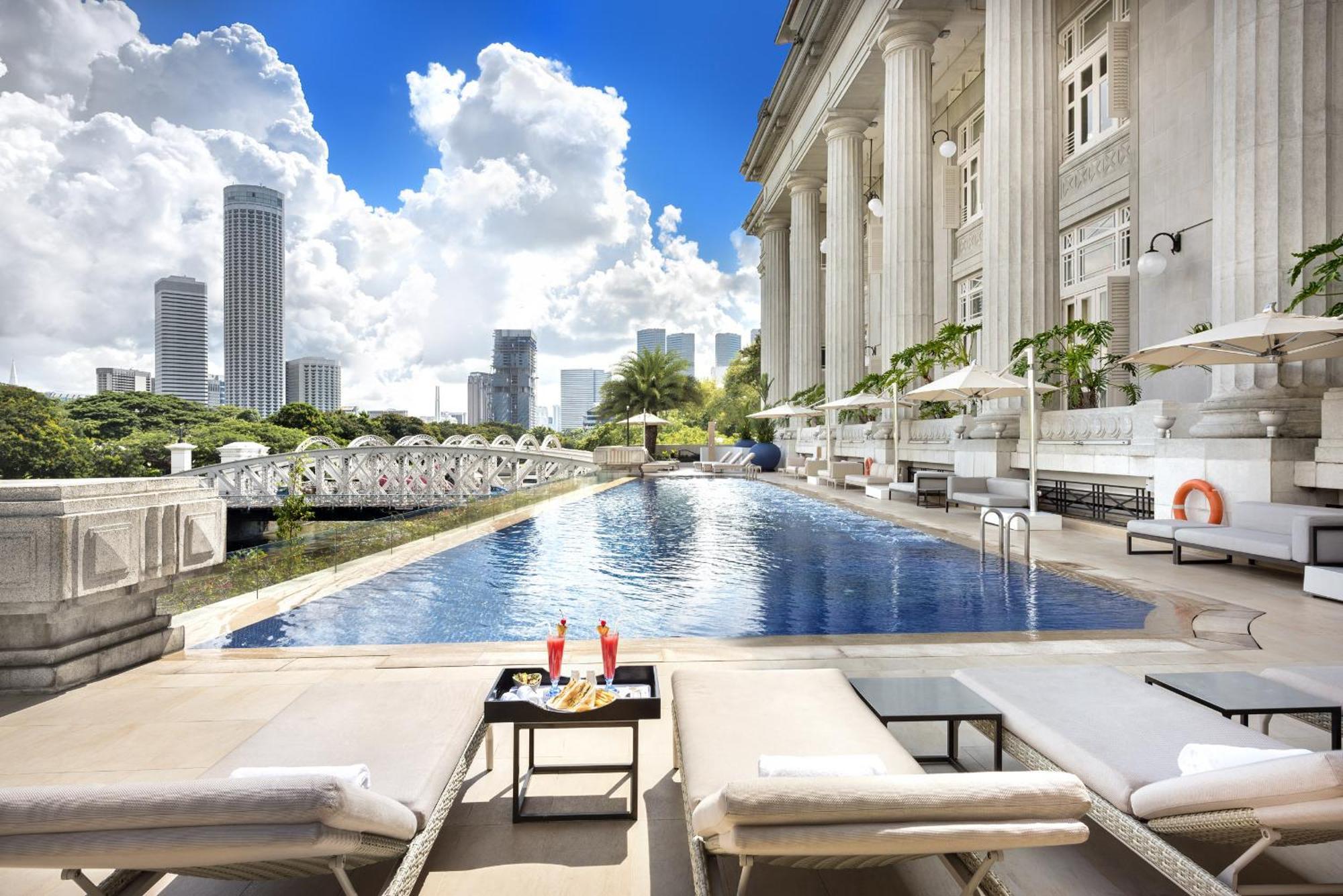 Premier Courtyard Room Twin