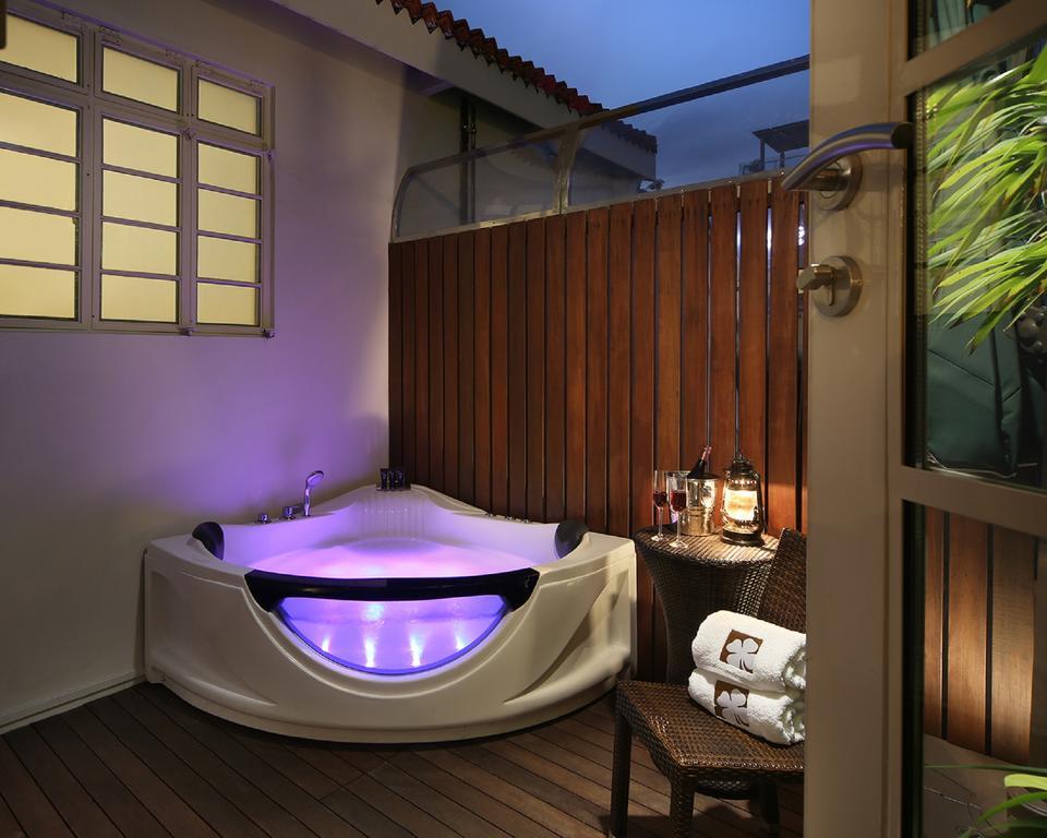 Quarto Duplo com Banheira de Hidromassagem (ao Ar Livre)