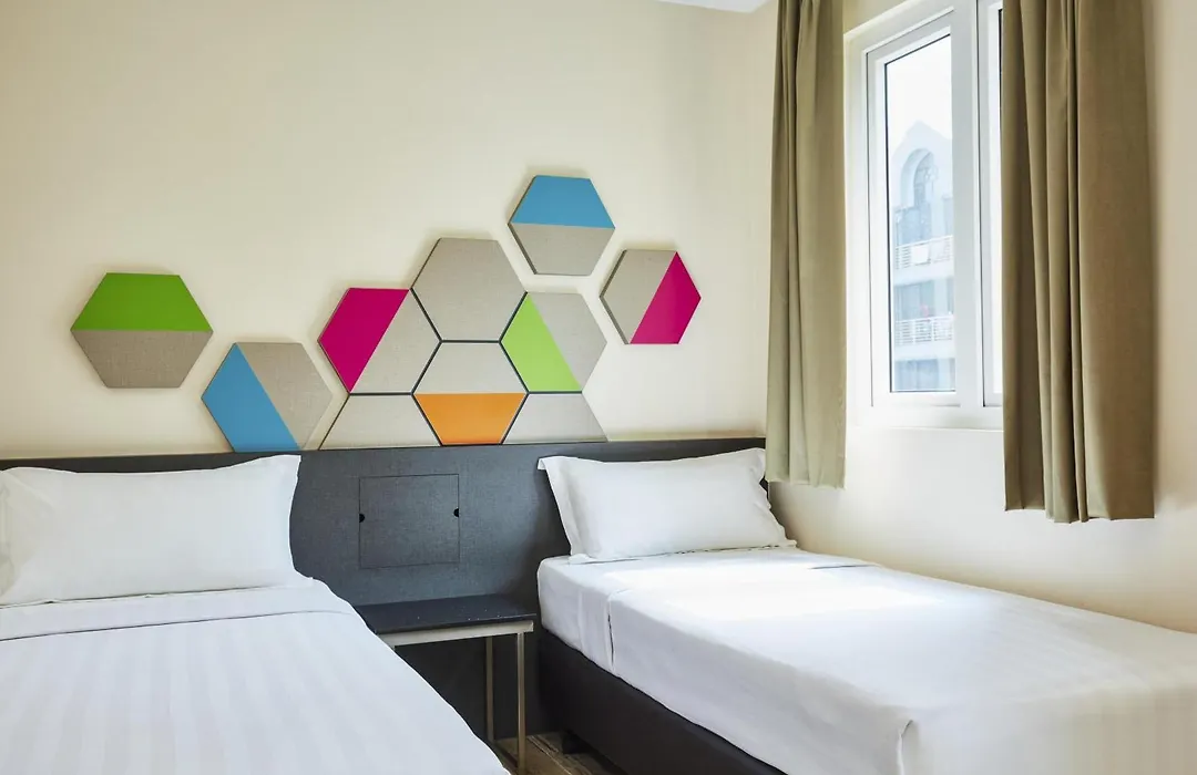 Ibis Budget Singapore Emerald-1