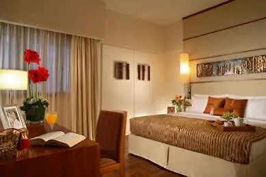 Somerset Grand Cairnhill-1