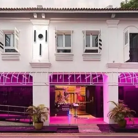 Hi Hotel Bugis-3