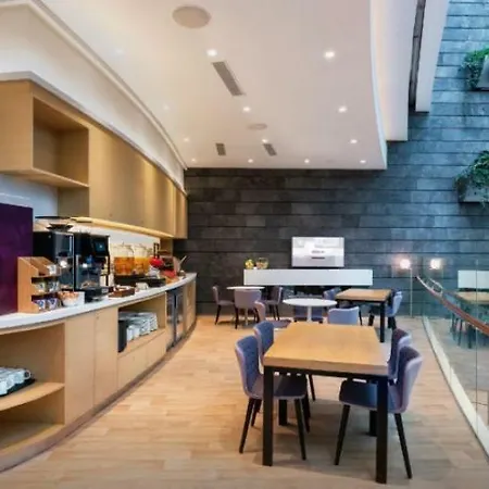 Yotelair Singapore Changi Airport At Jewel-2